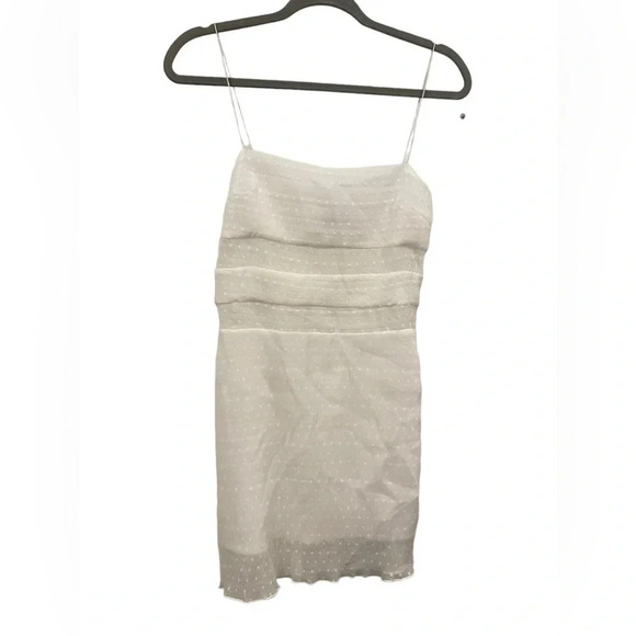 👗 H:ours White Mini Dress NWOT Small 🤍✨ - Picture 1 of 2